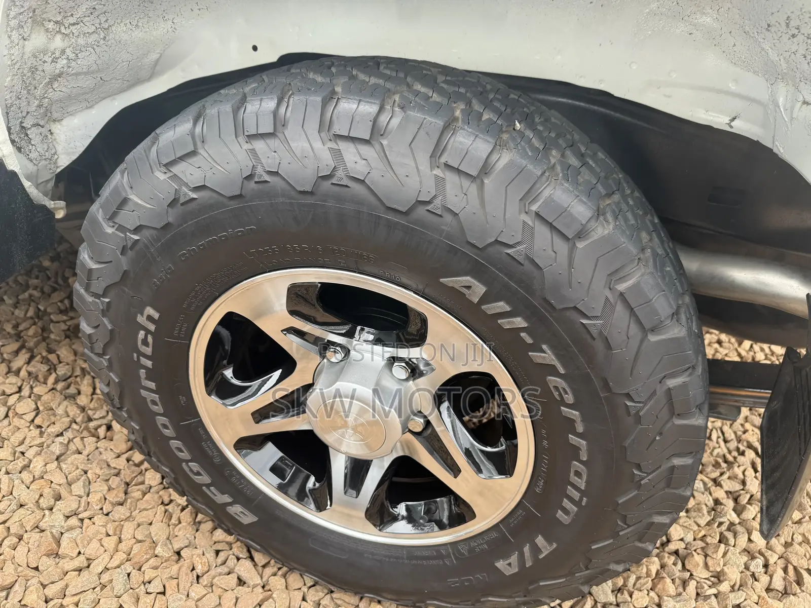 Toyota Land Cruiser 2017 White