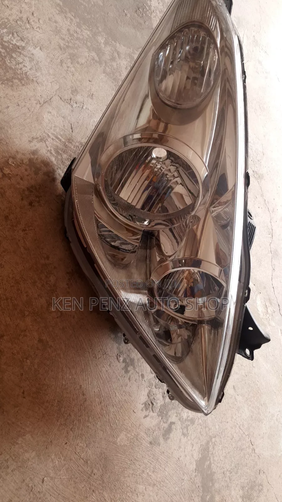 Headlamp for Toyota Wish ( Brand New)
