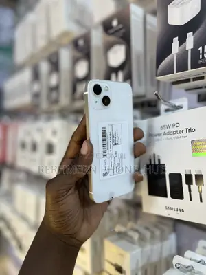 New Apple iPhone 13 128 GB White