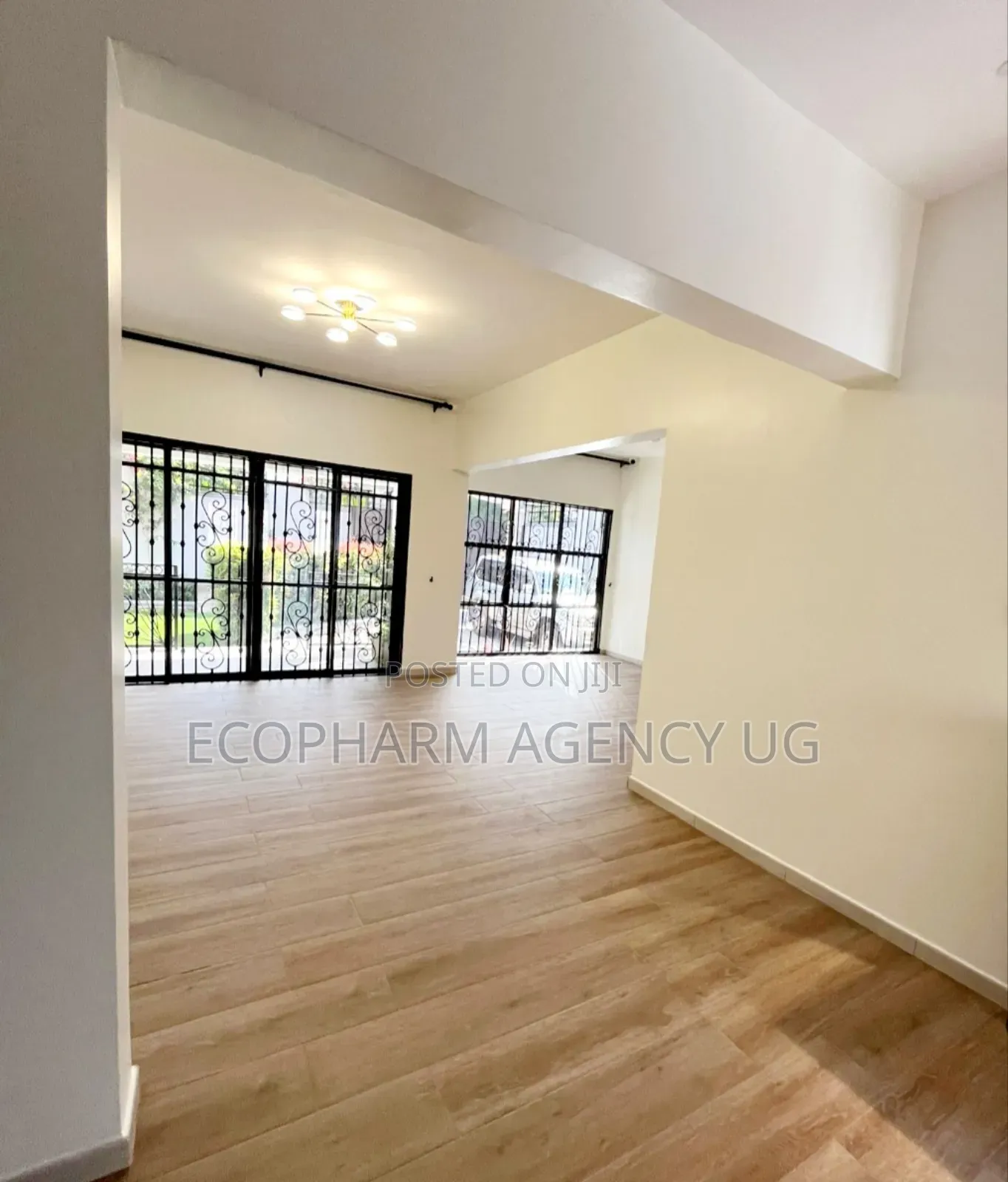5bdrm Duplex in Kira, Central Division for sale
