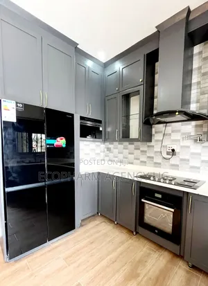 5bdrm Duplex in Kira, Central Division for sale
