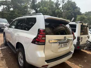 Toyota Land Cruiser Prado 2016