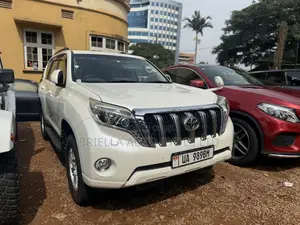Toyota Land Cruiser Prado 2016