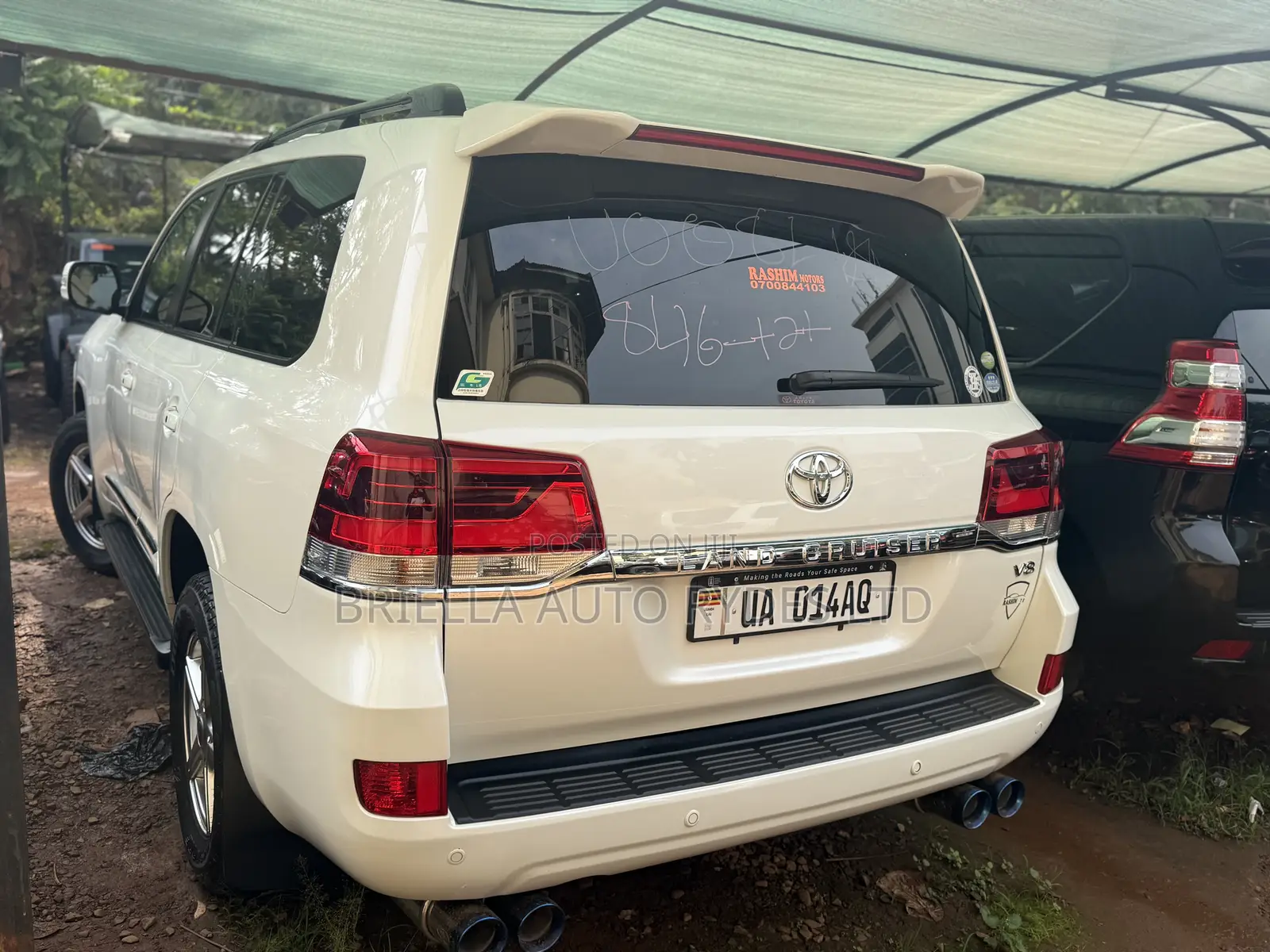 Toyota Land Cruiser Prado 2011 White