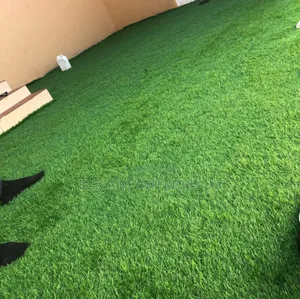 Elegant Artificial Grass Carpets Per Square Meter Available in Stock