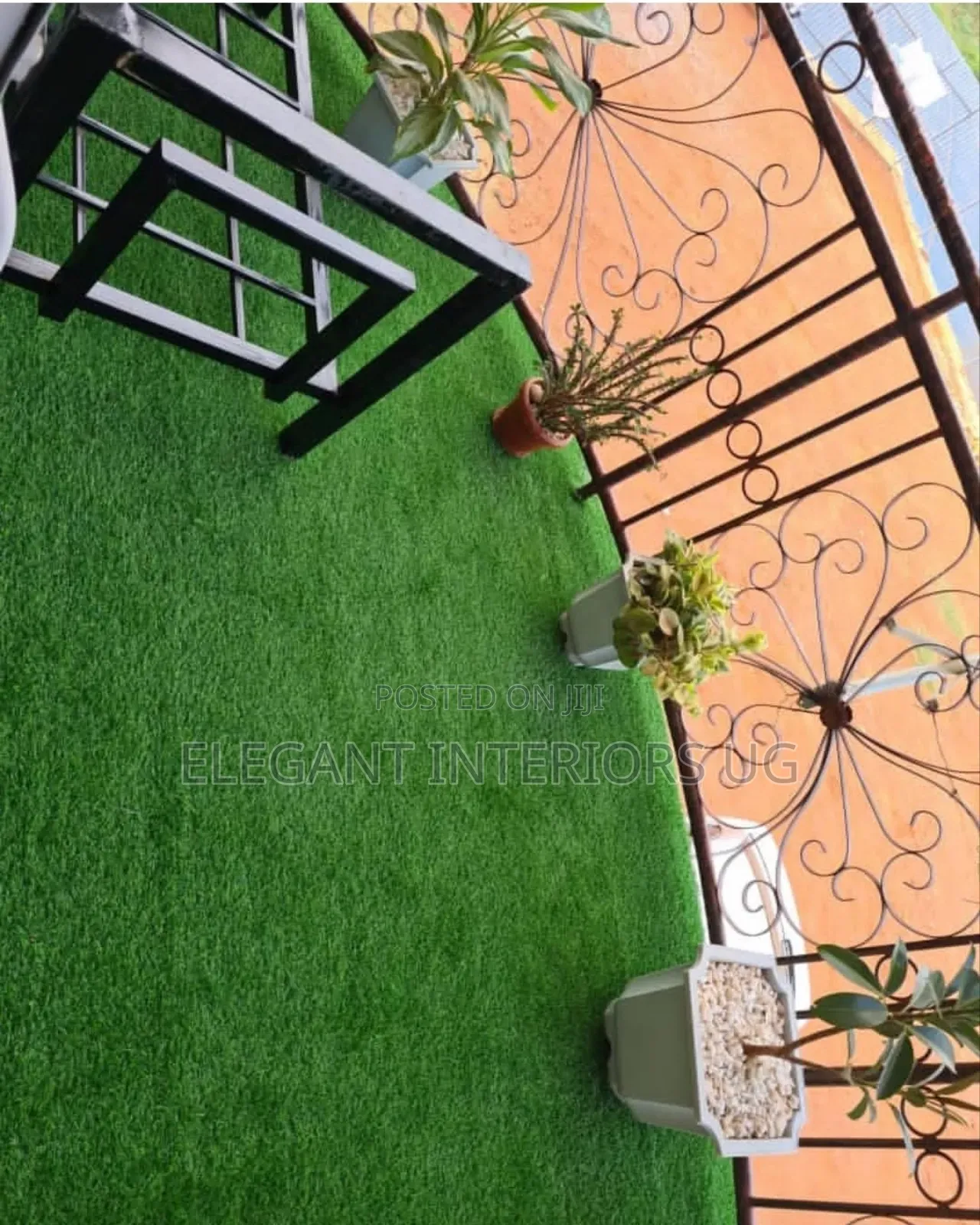 Elegant Artificial Grass Carpets Per Square Available for Balconies