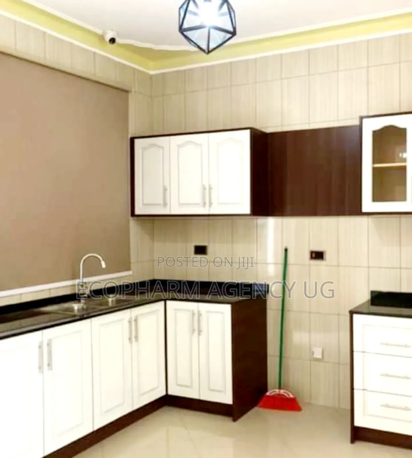4bdrm Bungalow in Kira, Central Division for sale