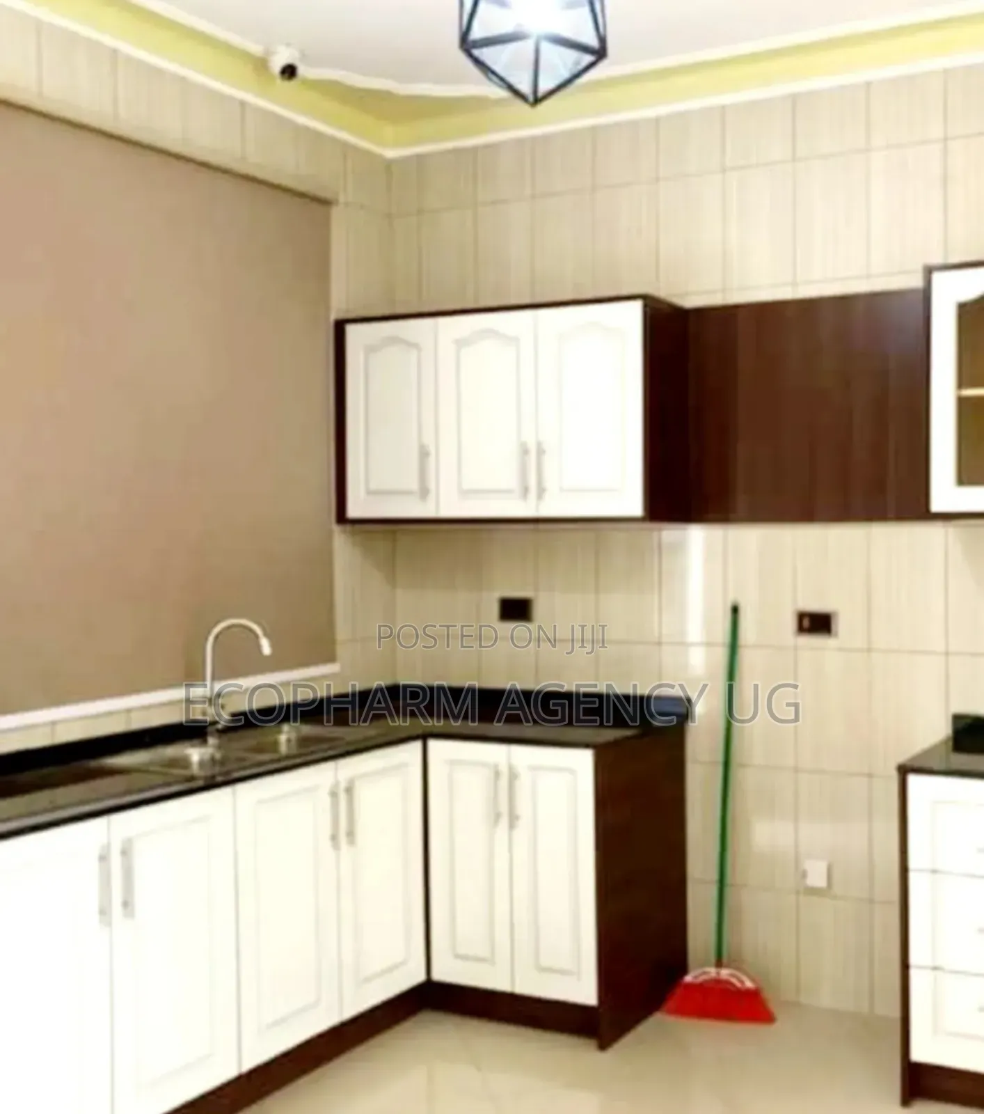 4bdrm Bungalow in Kira, Central Division for sale