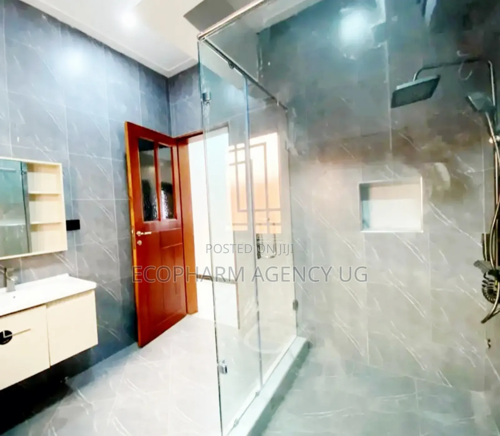 4bdrm Bungalow in Kira, Central Division for sale