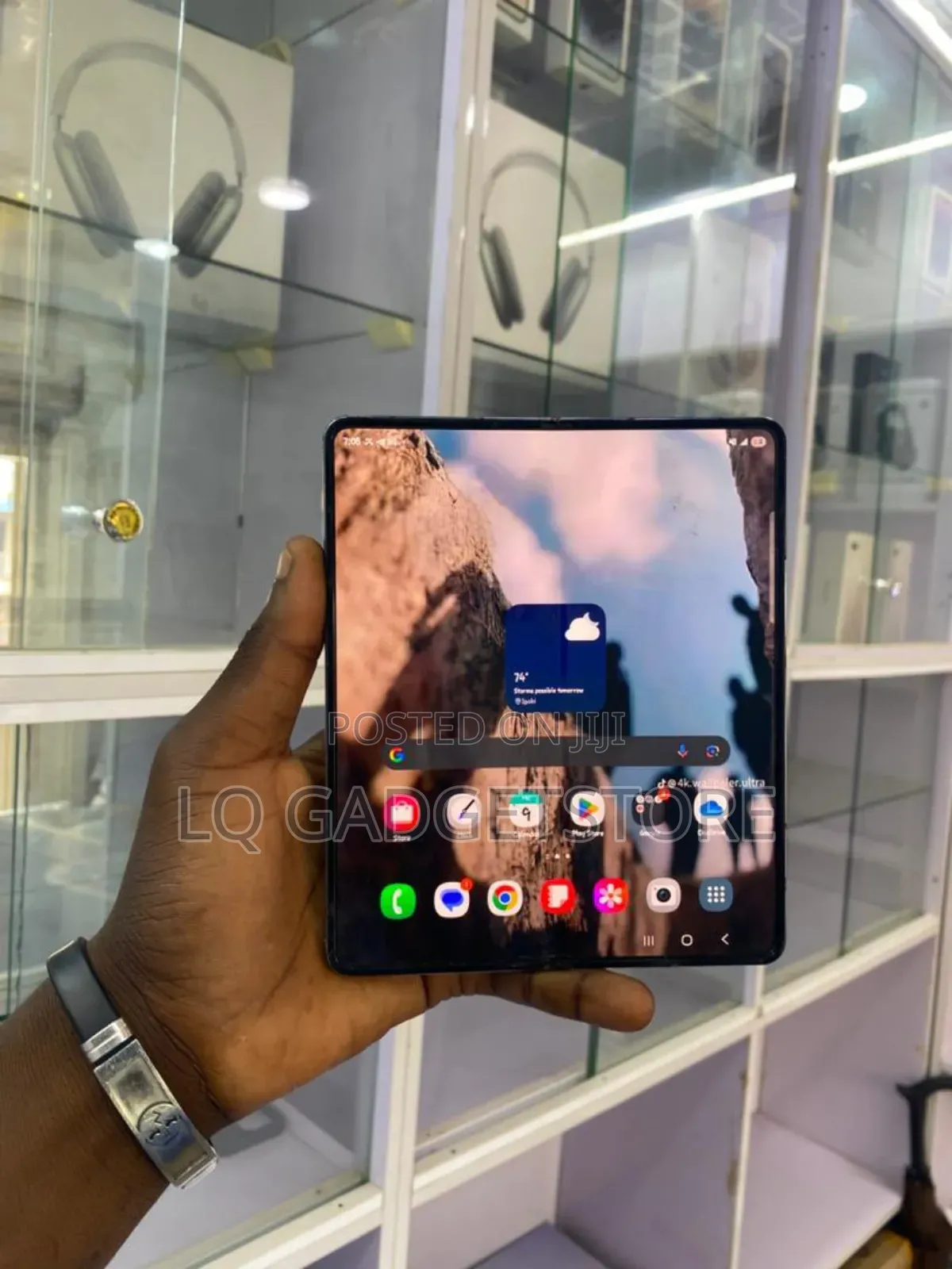 New Samsung Galaxy Z Fold4 256 GB Black