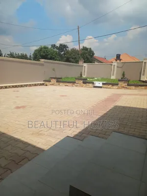 Furnished 4bdrm House in Kira for sale