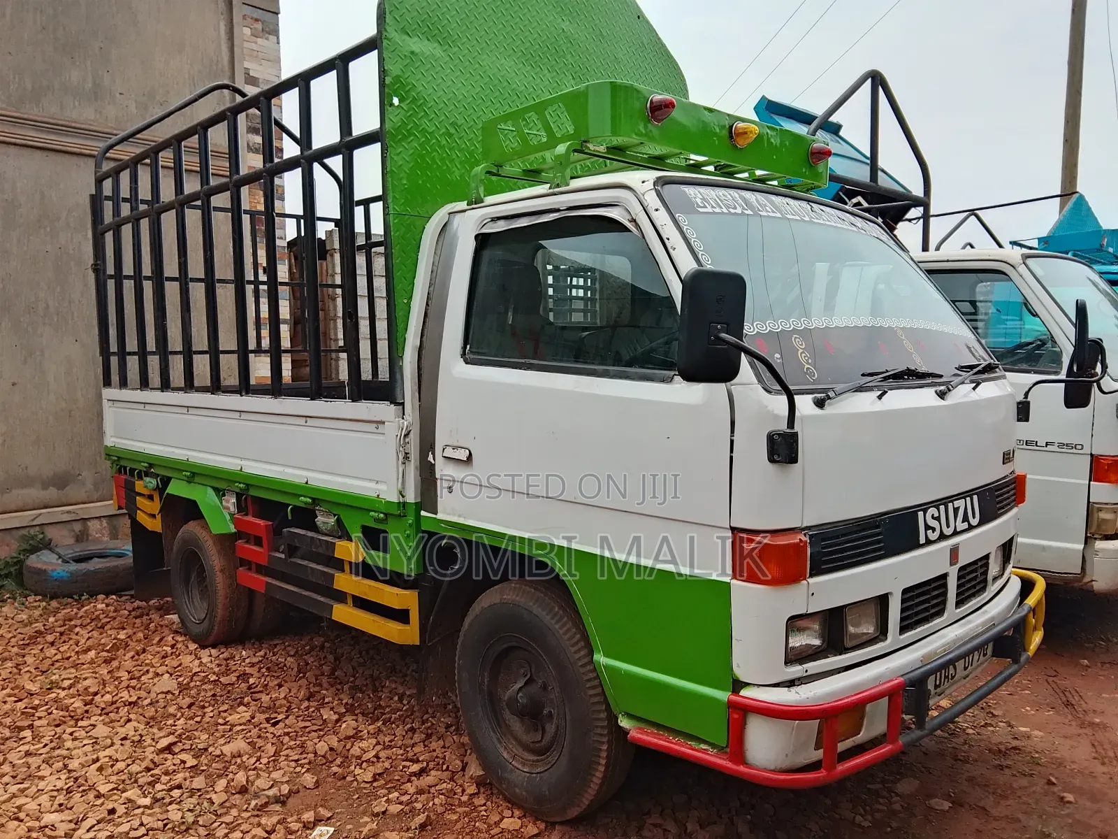 Taala Nya Isuzu Elf