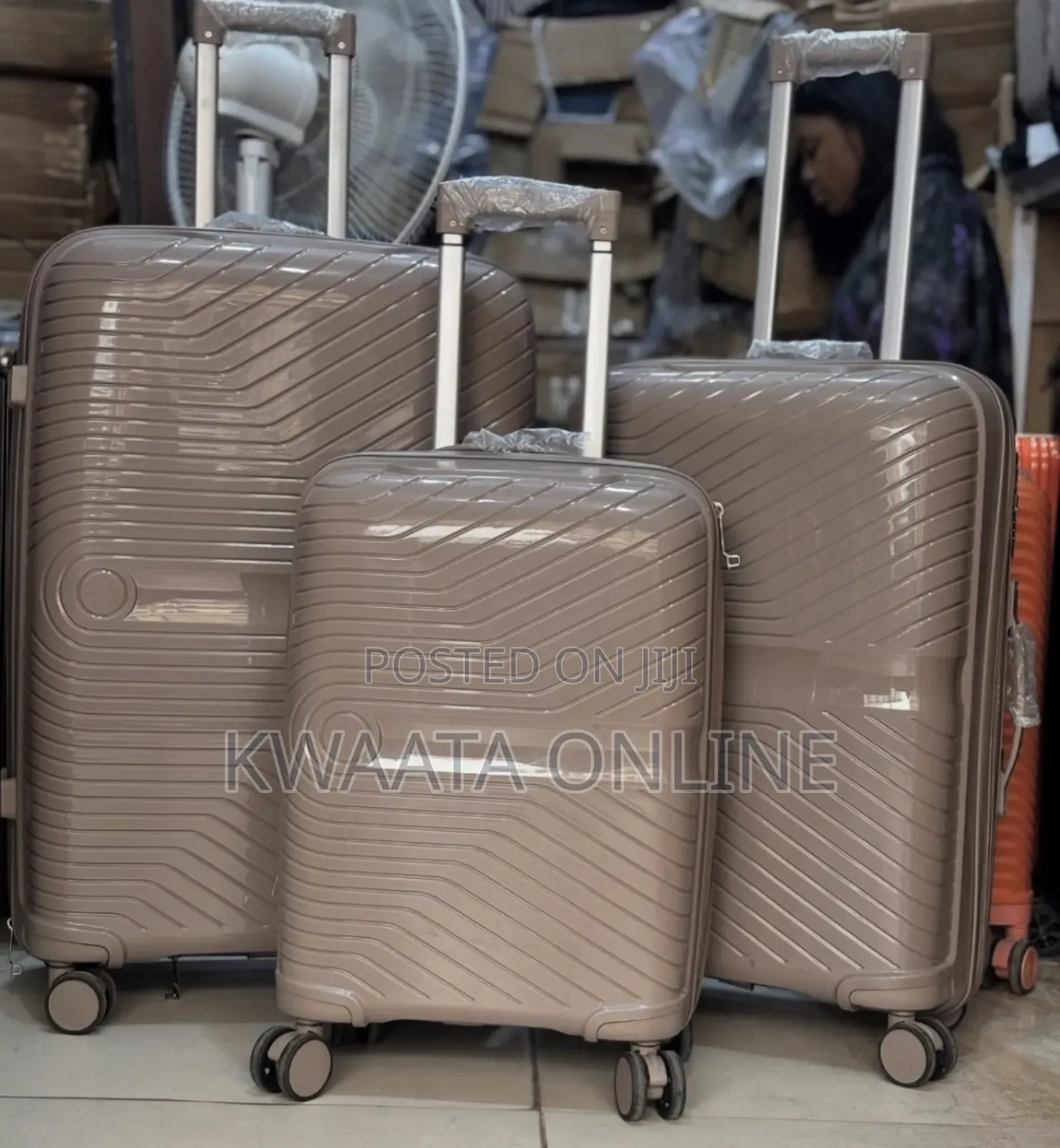 3 Pc Rubber Trolley Suitcase - Luggage Travel With Lock and 4 Wheels