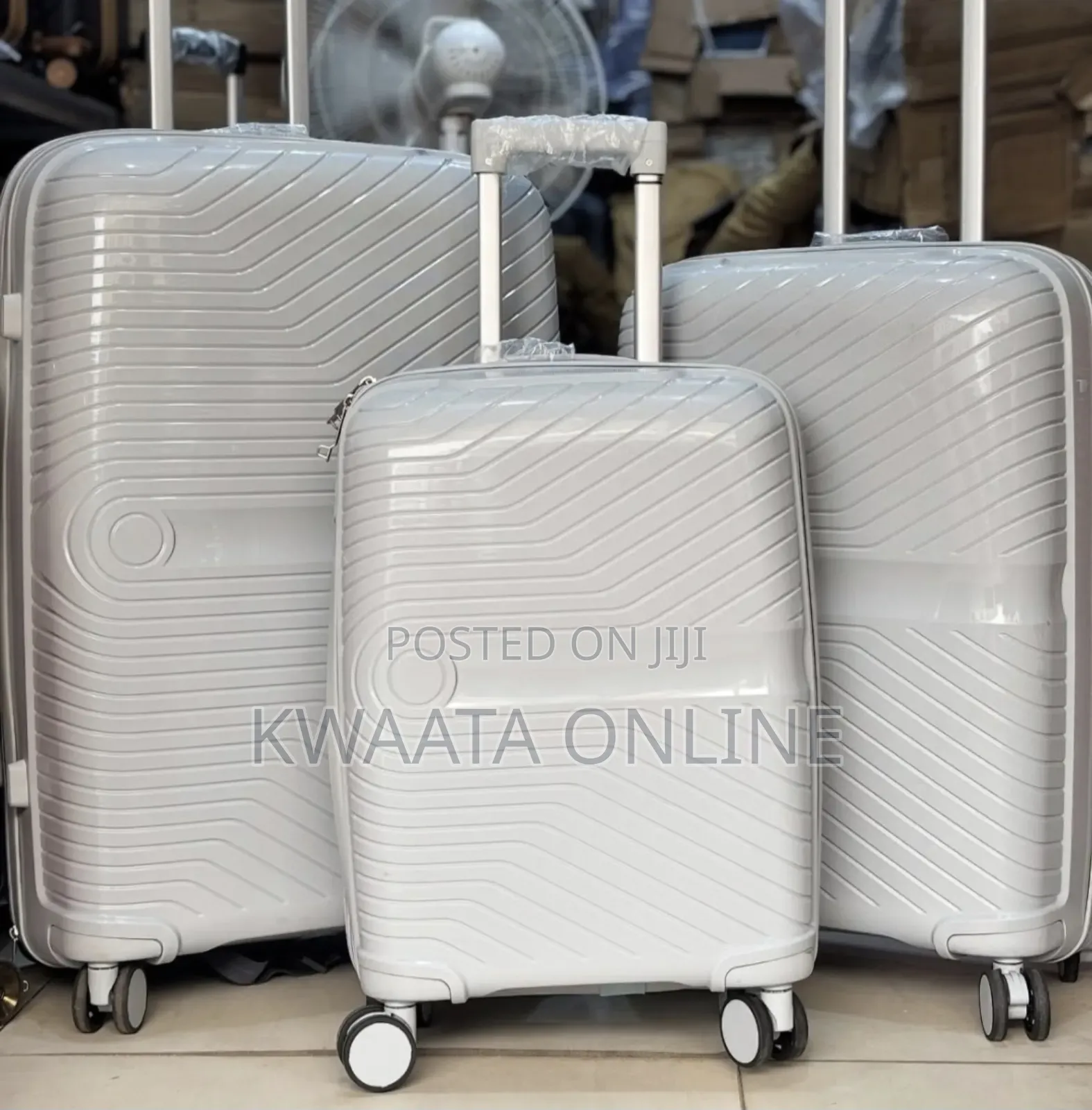 3 Pc Rubber Trolley Suitcase - Luggage Travel With Lock and 4 Wheels