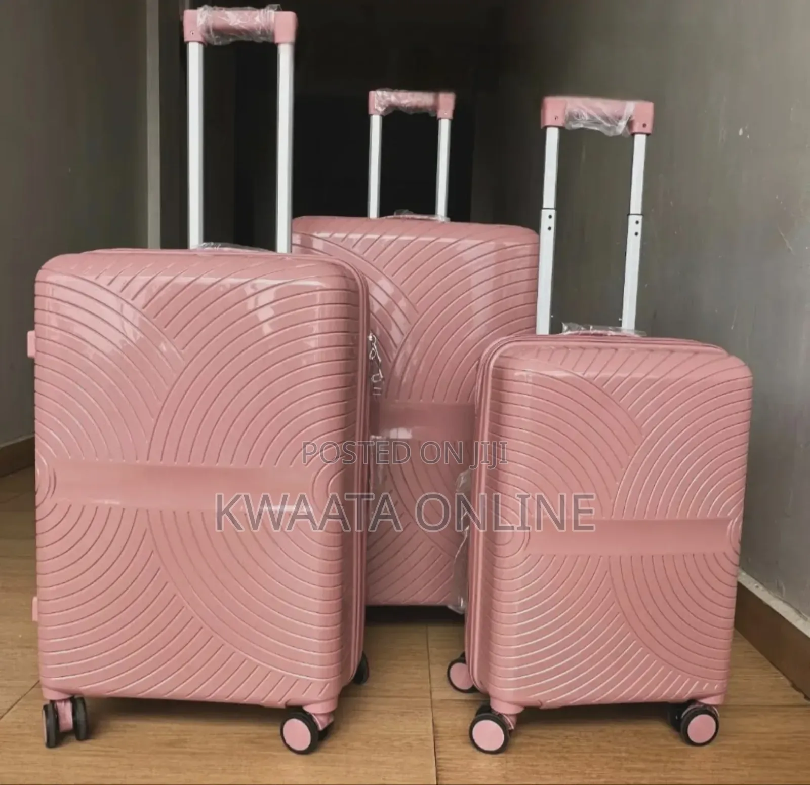 3 Pc Rubber Trolley Suitcase - Luggage Travel With Lock and 4 Wheels