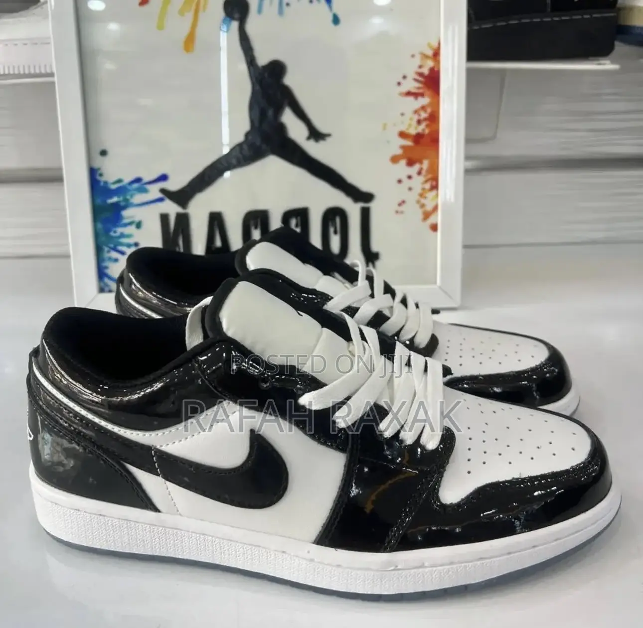 Original Black/White Nike Air Jordan 1 Low Se “Concord” Sneakers