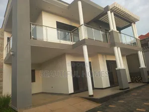 Furnished 5bdrm Duplex in Kira for sale
