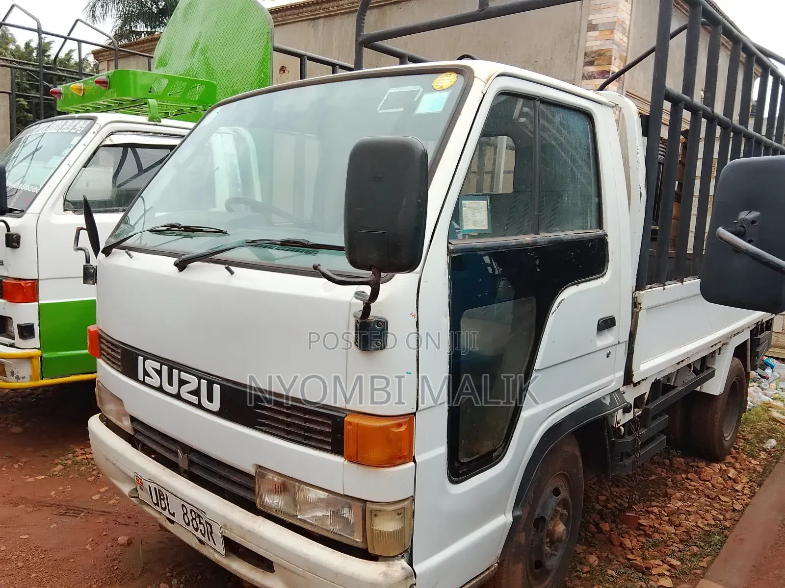 Isuzu Truck 250