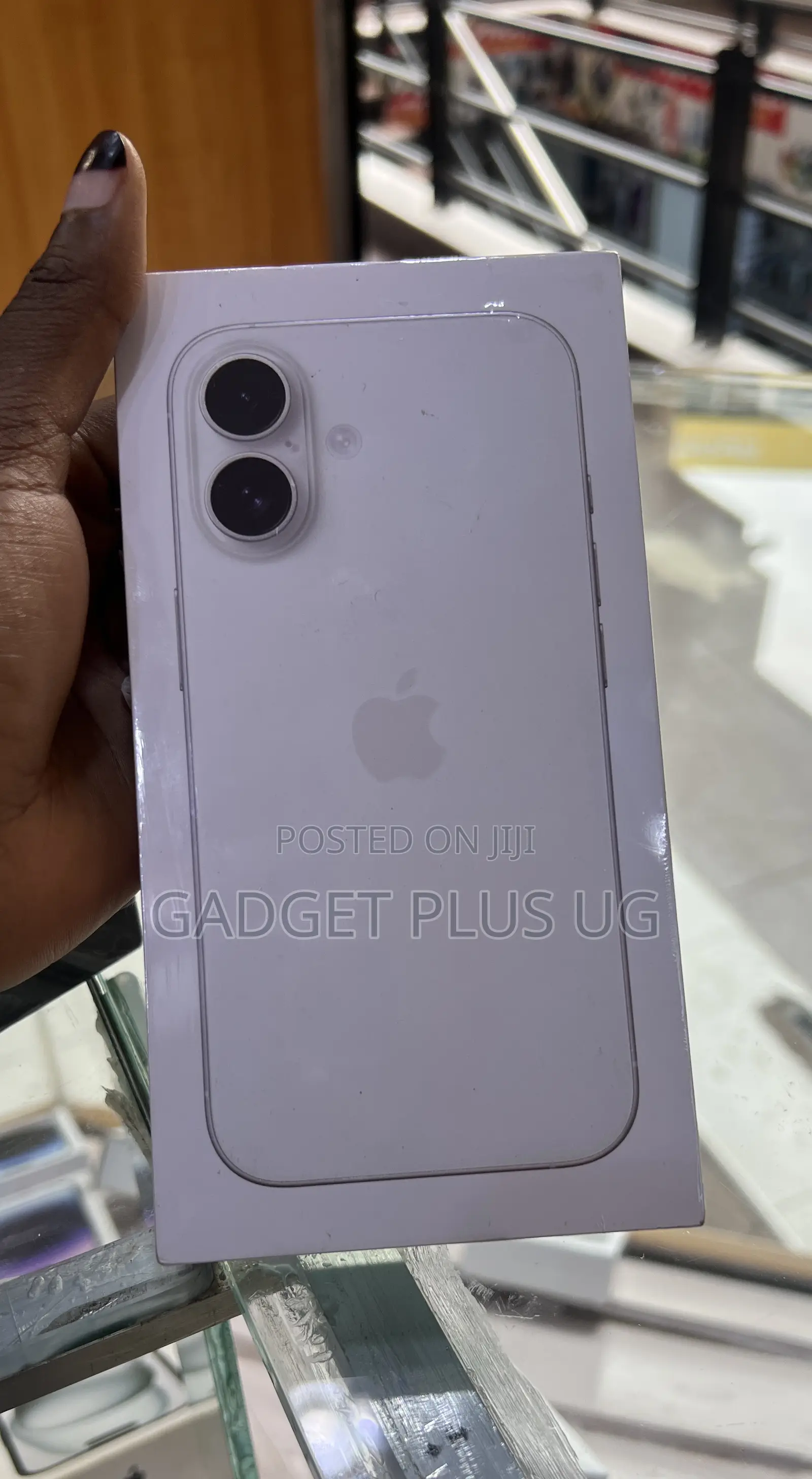 New Apple iPhone 16 128 GB White
