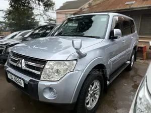 Mitsubishi Pajero 2009
