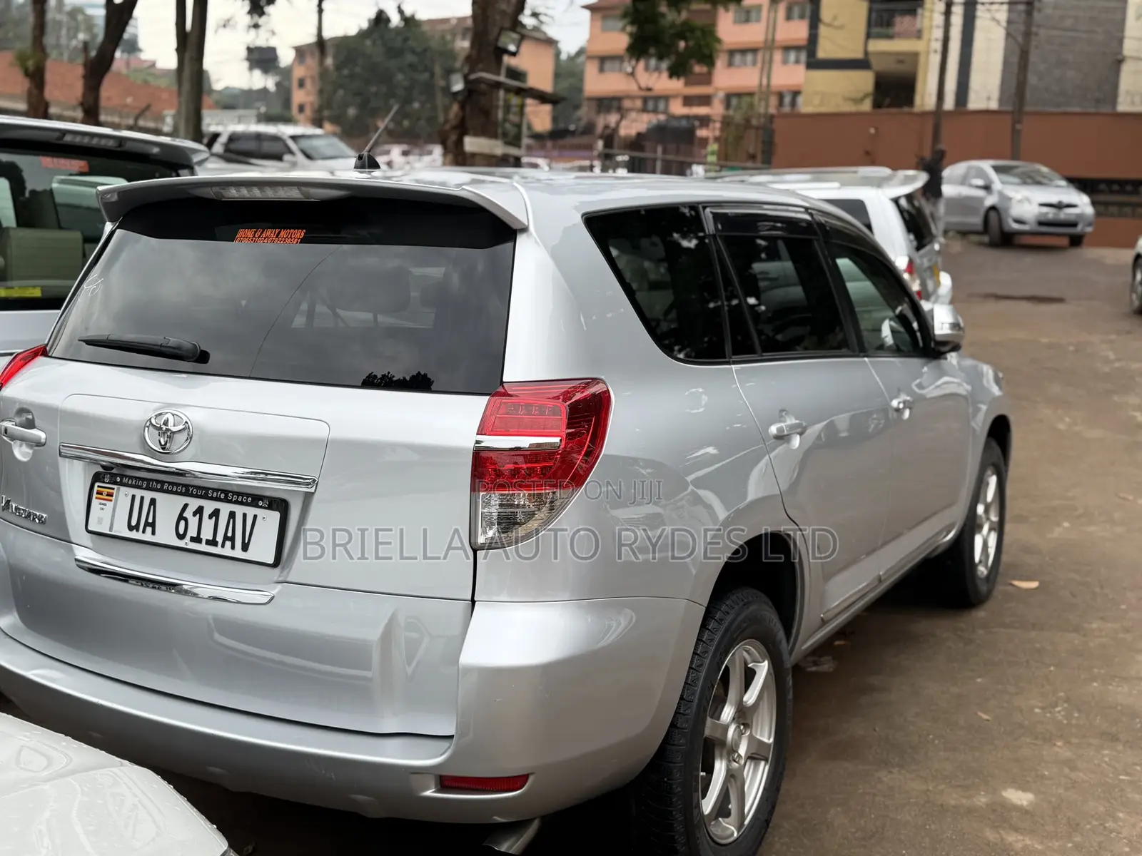 Toyota Vanguard 2011