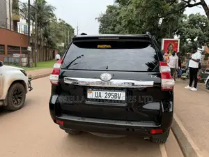 Toyota Land Cruiser Prado 2015