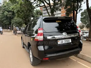 Toyota Land Cruiser Prado 2015