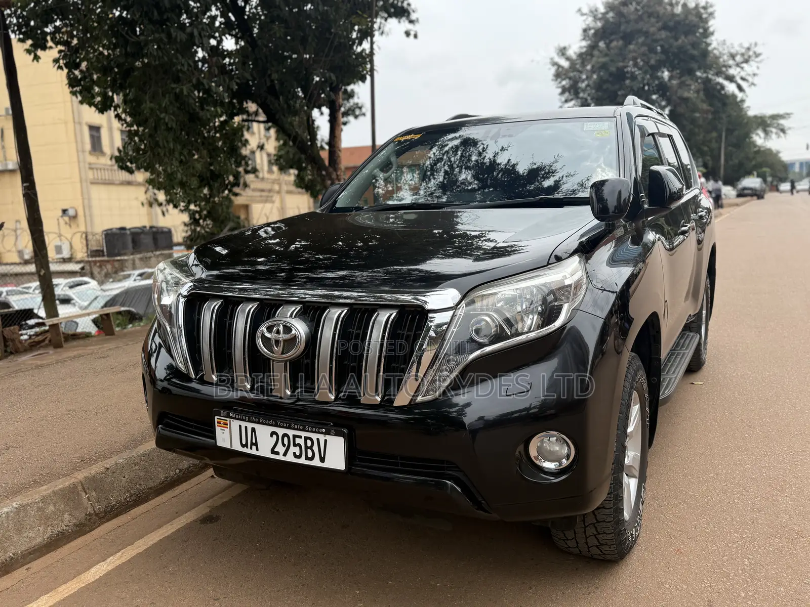 Toyota Land Cruiser Prado 2015