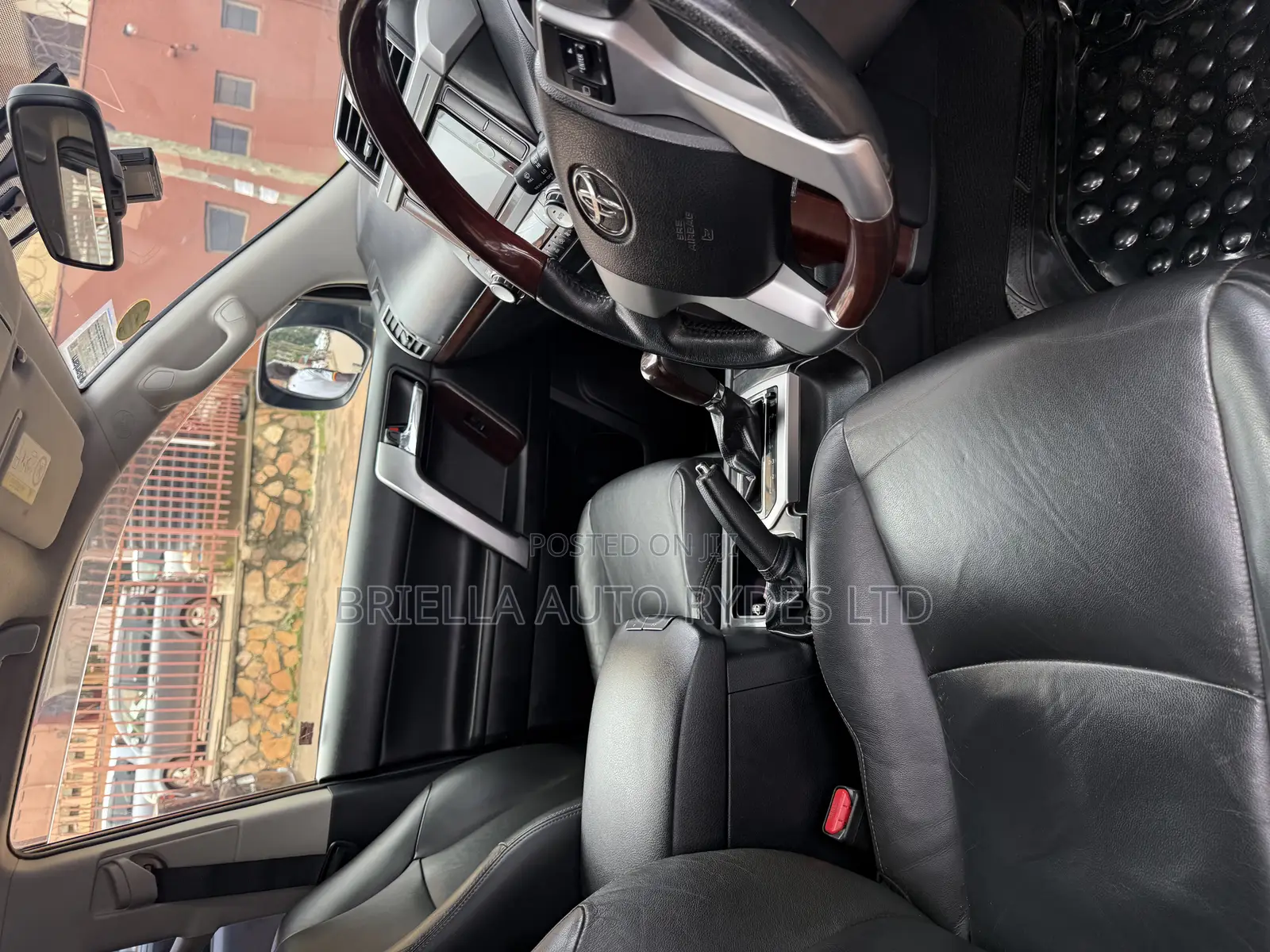 Toyota Land Cruiser Prado 2015