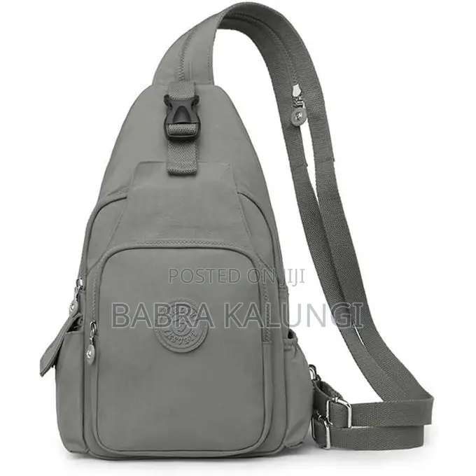 Multi-Pocket Chest Bag Lightweight Business 3-Way Small