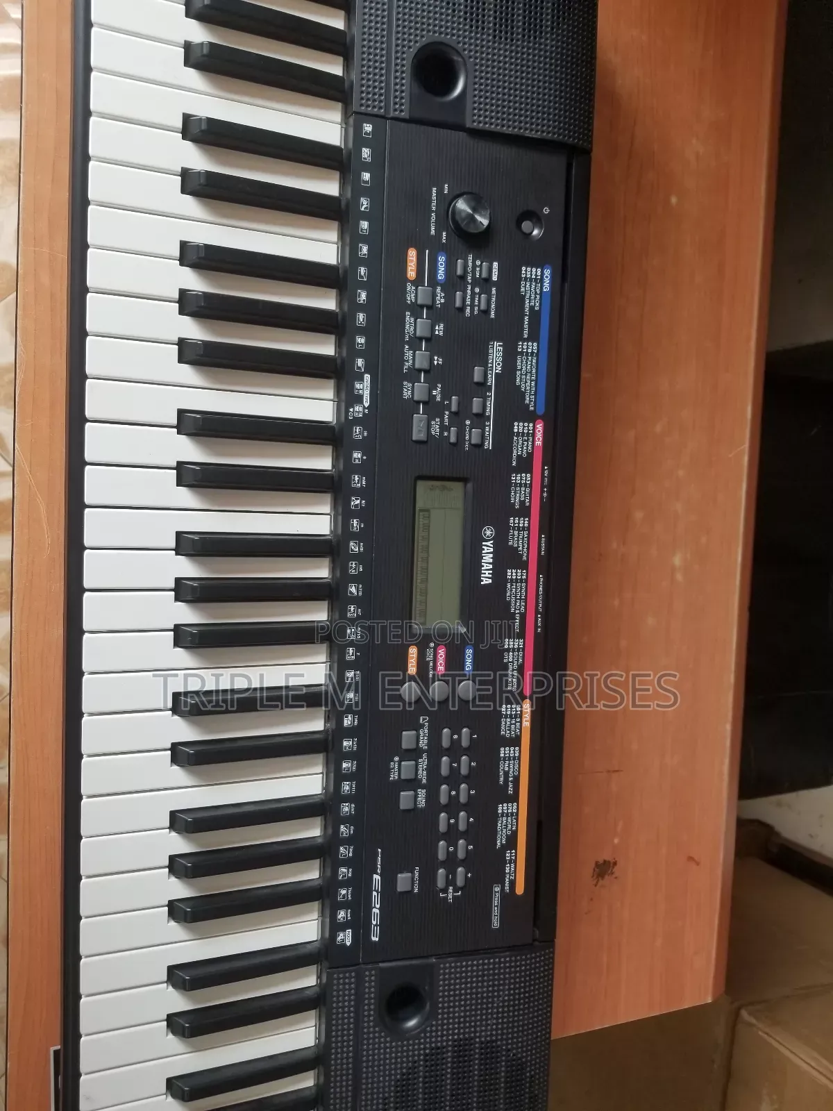 Piano Yamaha Psre263