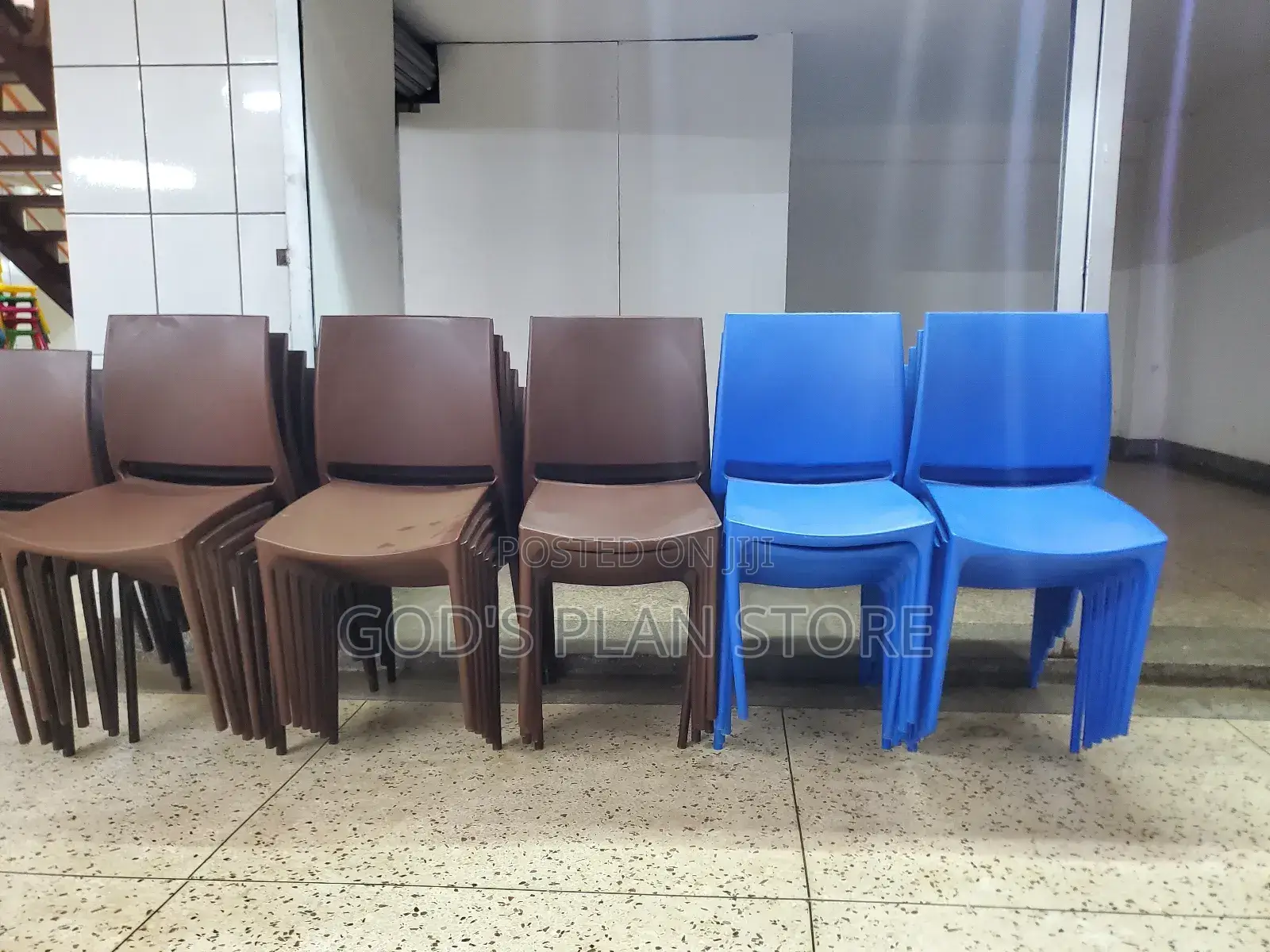 Looking Plastic Chairs Plastic Chairs