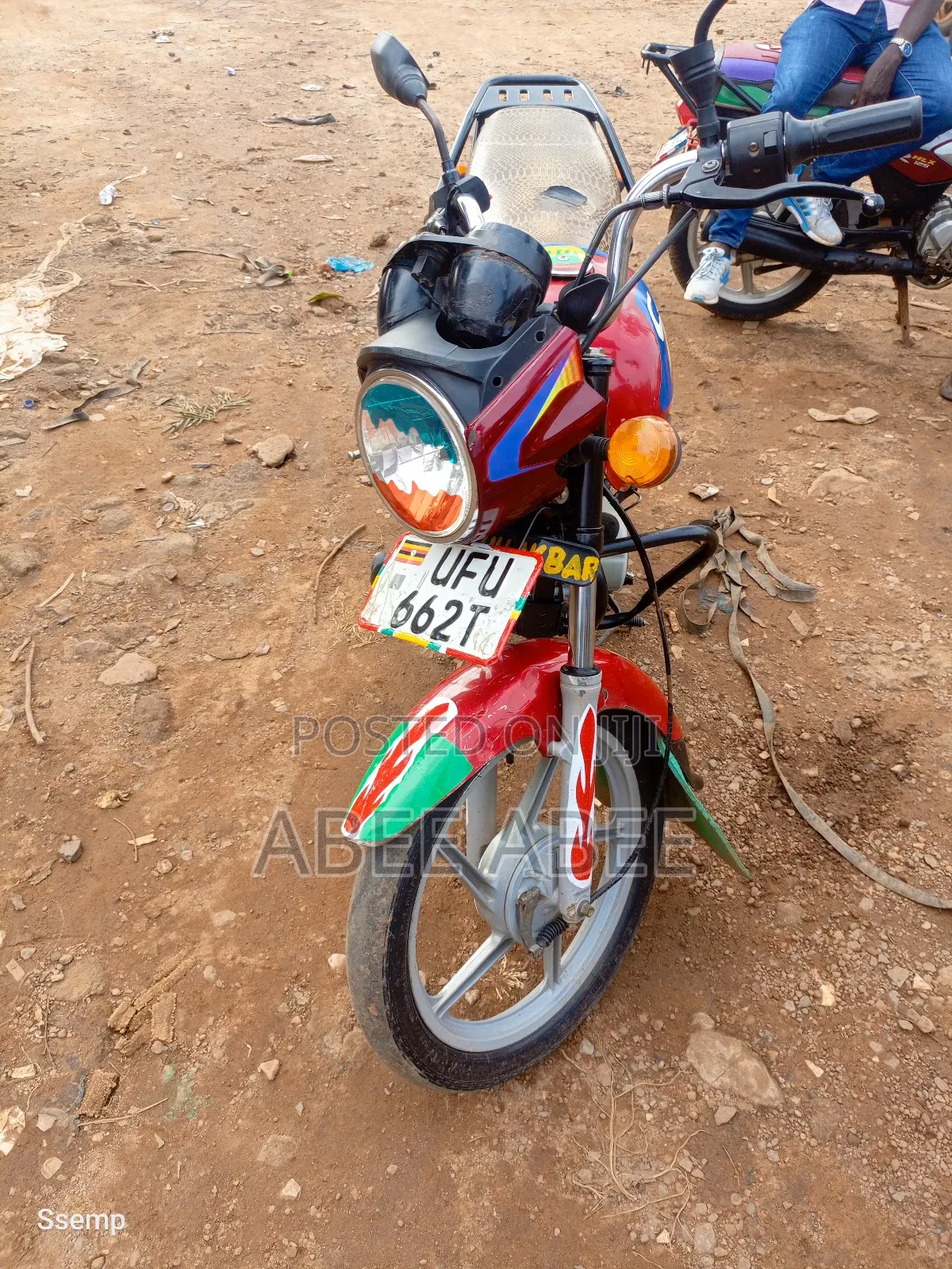 Bajaj Boxer 125 2021 Red