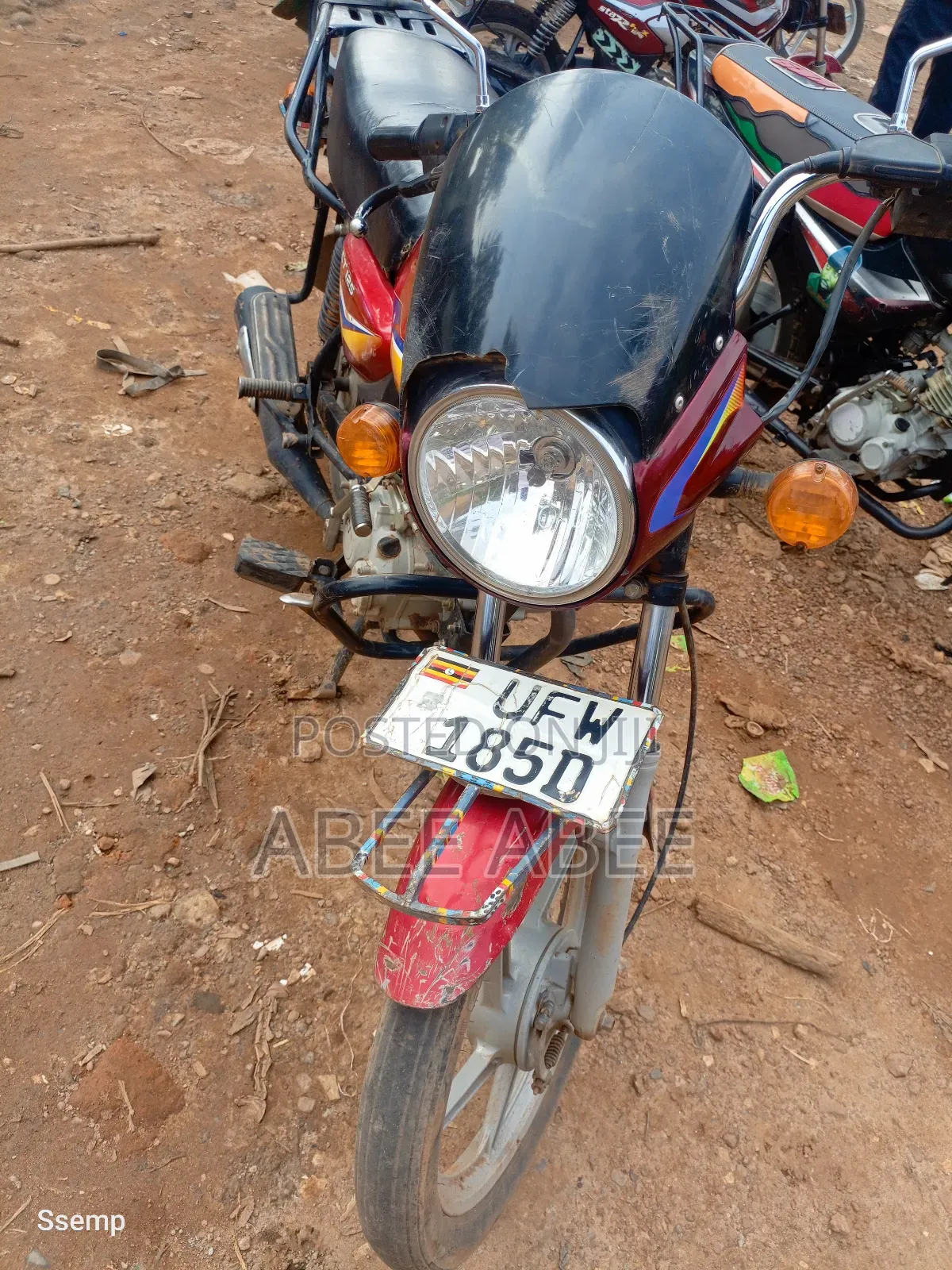 Bajaj Boxer 125 2019 Red