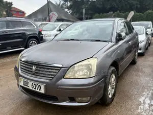 Toyota Premio 2004
