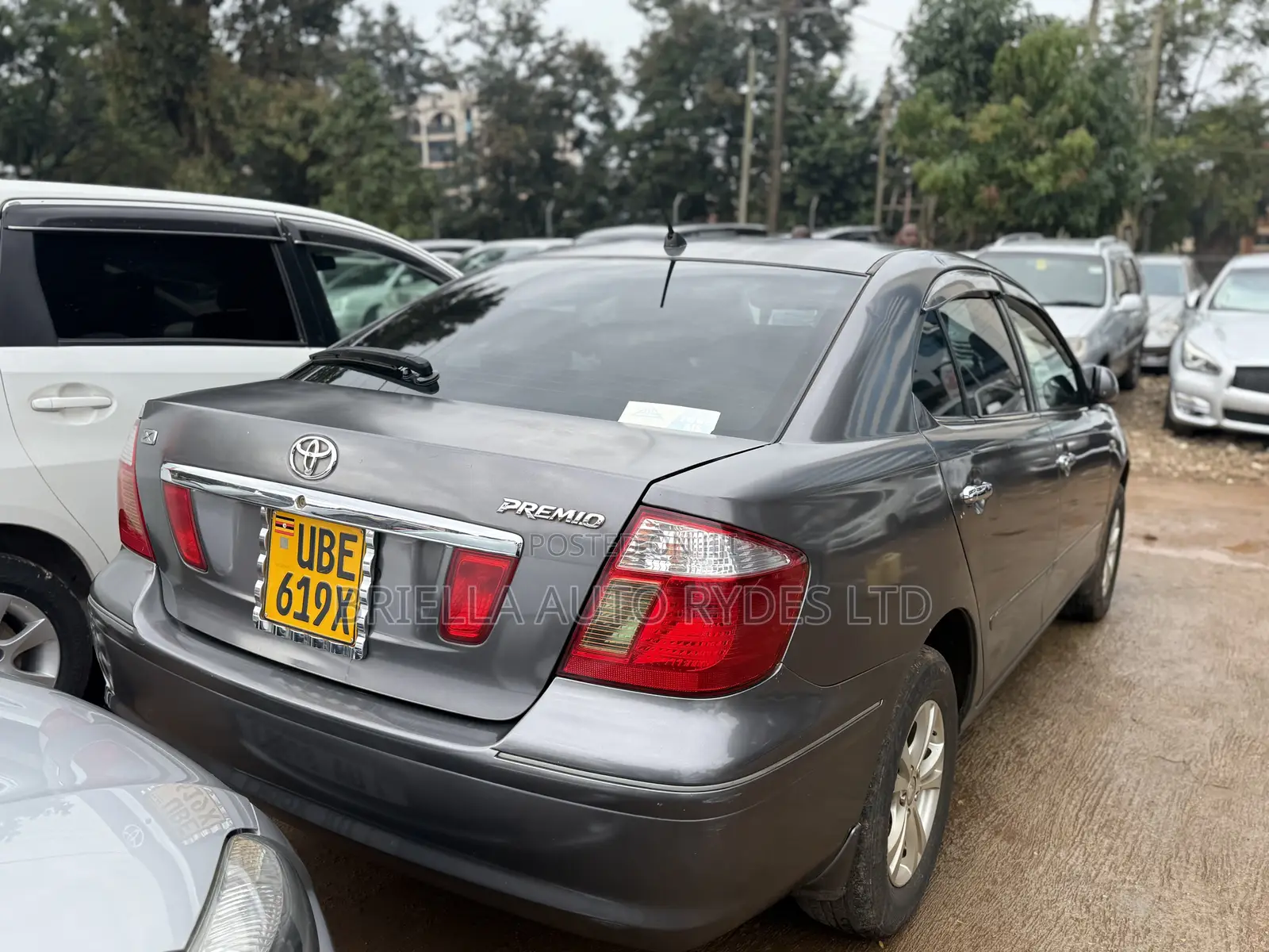 Toyota Premio 2004