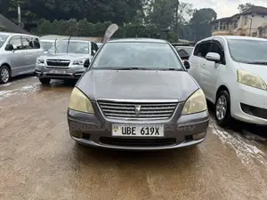 Toyota Premio 2004