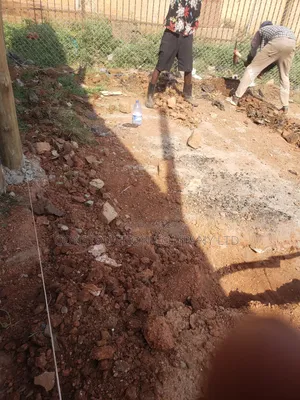 Building Contractors