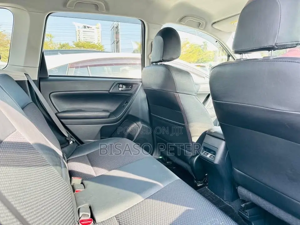 Subaru Forester 2.0XT Premium AWD 2016 Gray