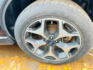 Subaru Forester 2.0XT Premium AWD 2016 Gray