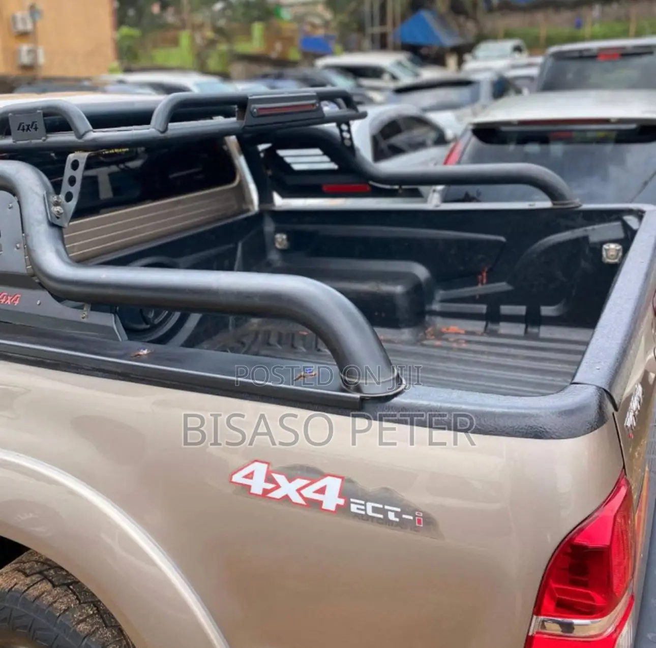 Toyota Hilux 2.5 D-4D SRX 2012 Gold