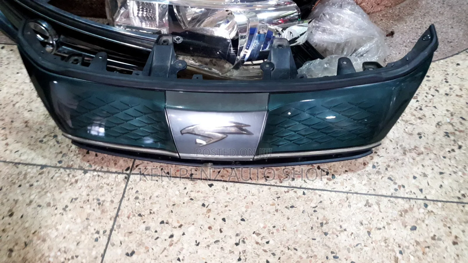 Harrier Hybrid Green Grill