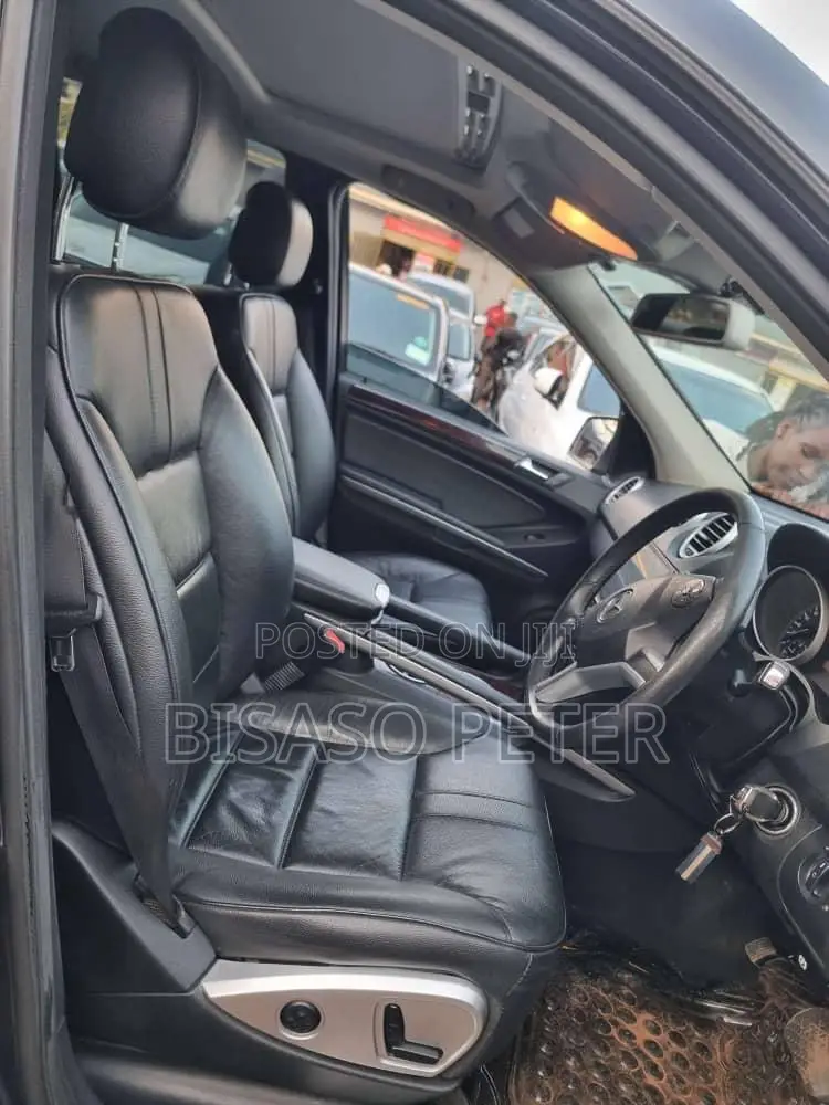 Mercedes-Benz M Class ML 350 4Matic 2011 Gray