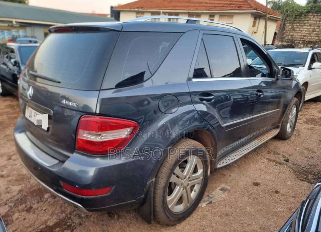 Mercedes-Benz M Class ML 350 4Matic 2011 Gray