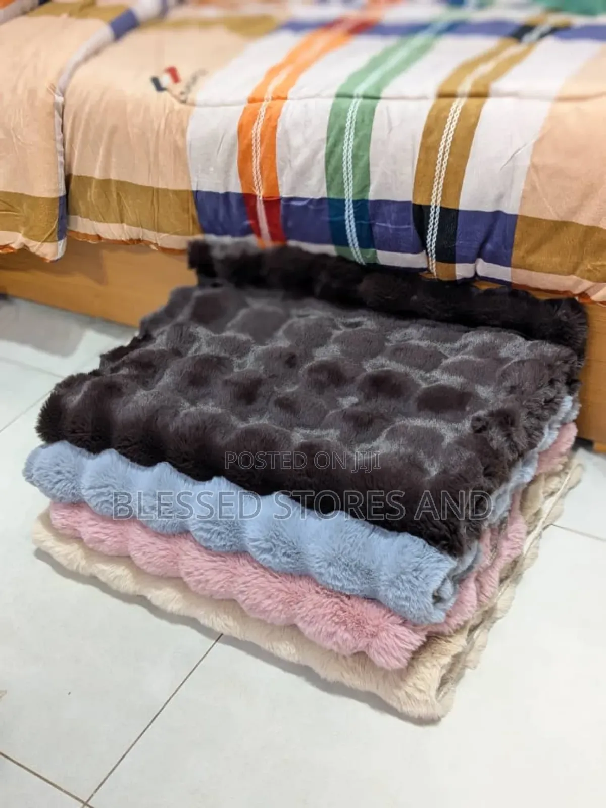 Non Slip Bedside Campert