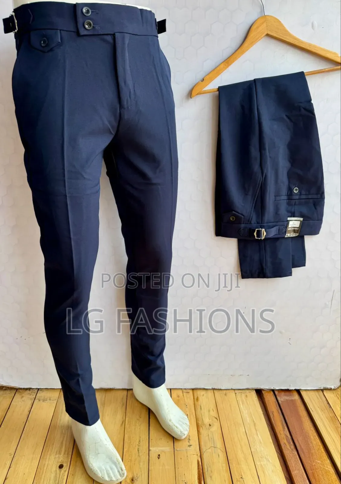 Gentle Beltless Trousers