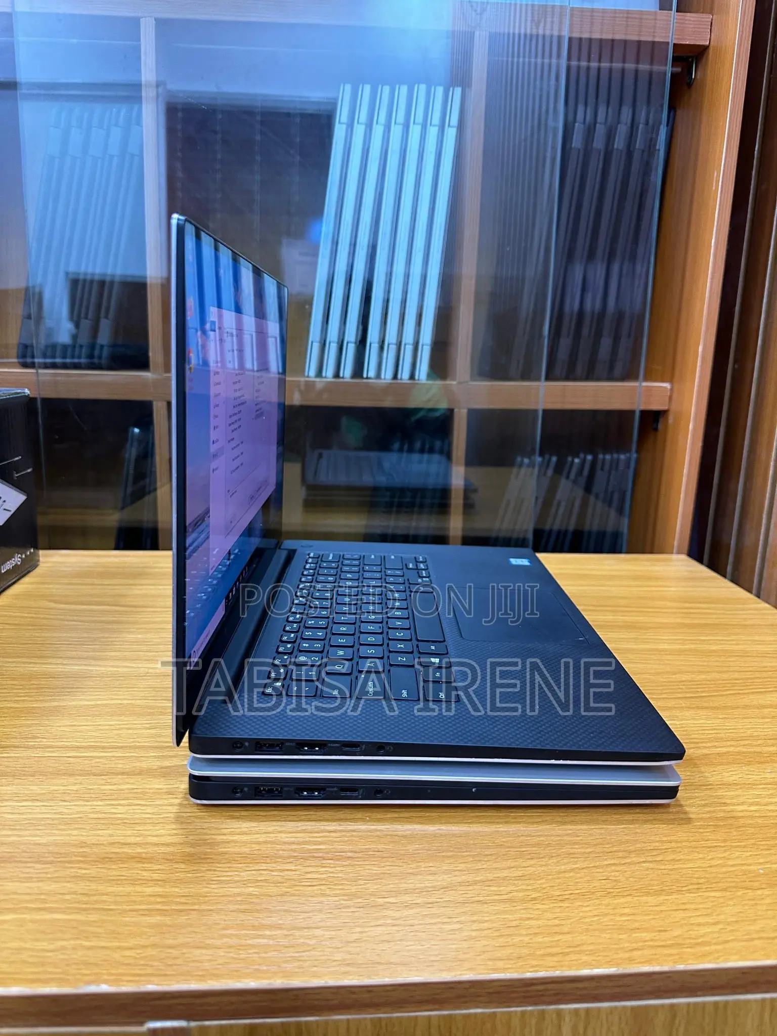 New Laptop Dell Precision 15 5520 16GB Intel Core I7 SSD 512GB