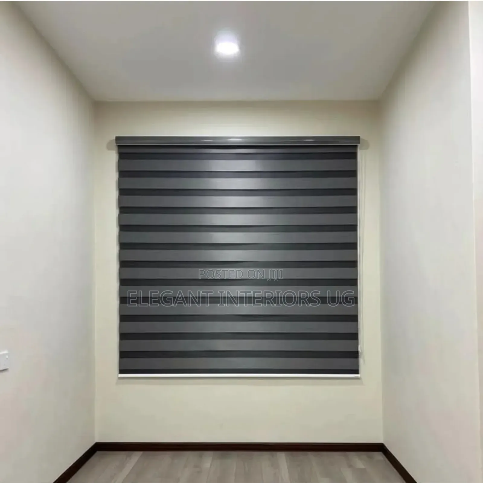 Office Blinds Per Square Meter Available in All Designs