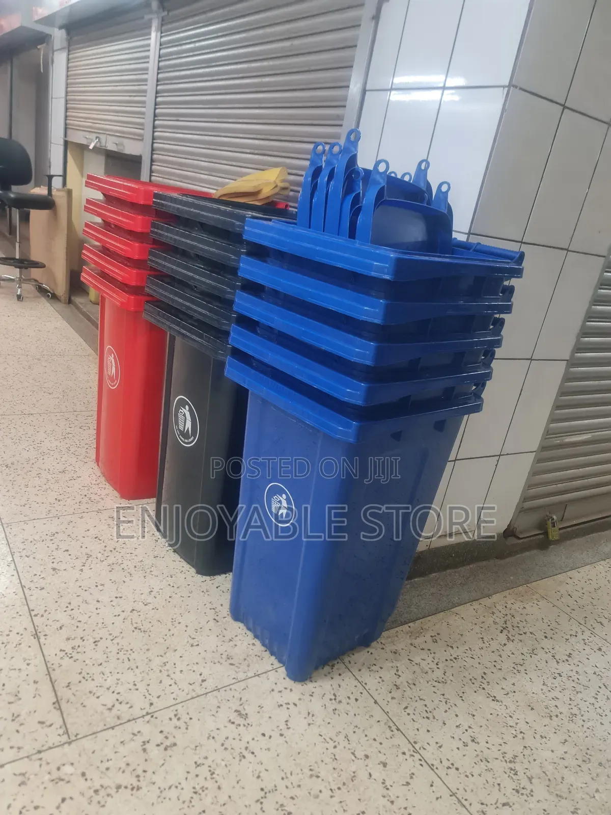 4 Colors Plastic Dust Bins Plastic Dust Bins 240liters
