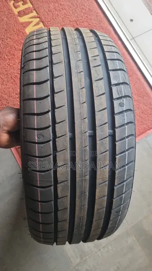 225/45r17 94y Effexsport Triangle